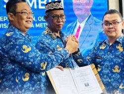 Resmi Jabat Plt. Kadisporapar, dr. Redho Minta Pegawai Move on