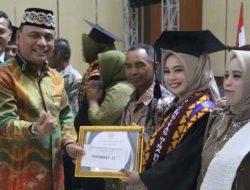 Wali Kota Metro Hadir Langsung dan memberikan Apresiasi atas Penyelenggaraan Wisuda Universitas Wira Buana